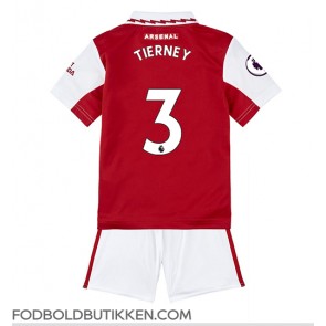 Arsenal Kieran Tierney #3 Hjemmebanetrøje Børn 2022-23 Kortærmet (+ Korte bukser)